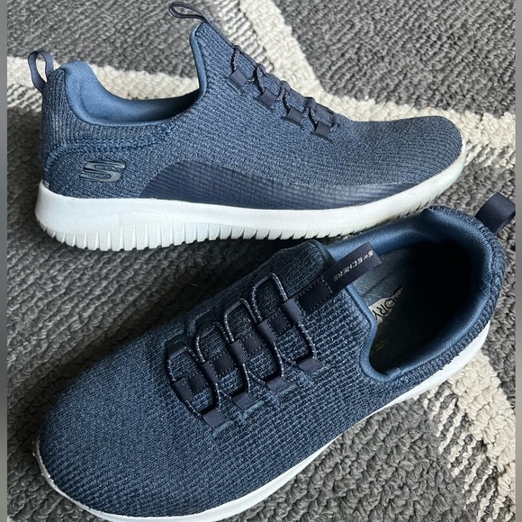 Sketchers with Air-Cooled Memory Foam | Womens Shoes - Picture 5 of 9